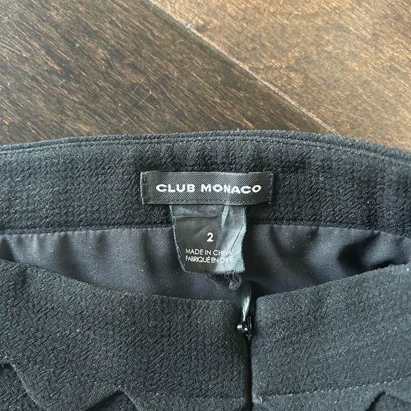Club Monaco Black Scalloped Pencil Skirt - Picture 2 of 3